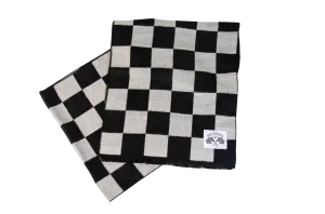 Petersen Scarf - Checkered