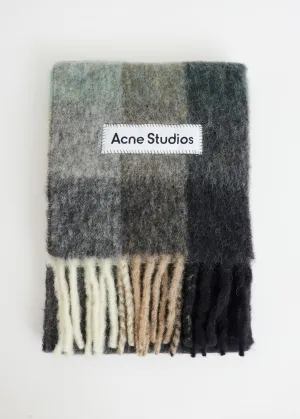 Vally Plaid Scarf